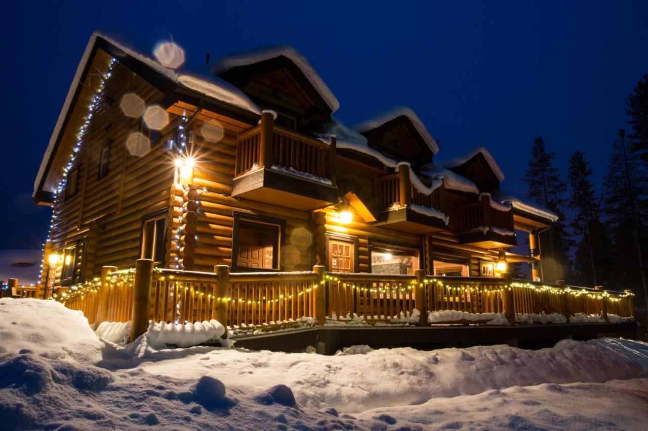 Castle Mountain Chalets Dış mekan fotoğraf
