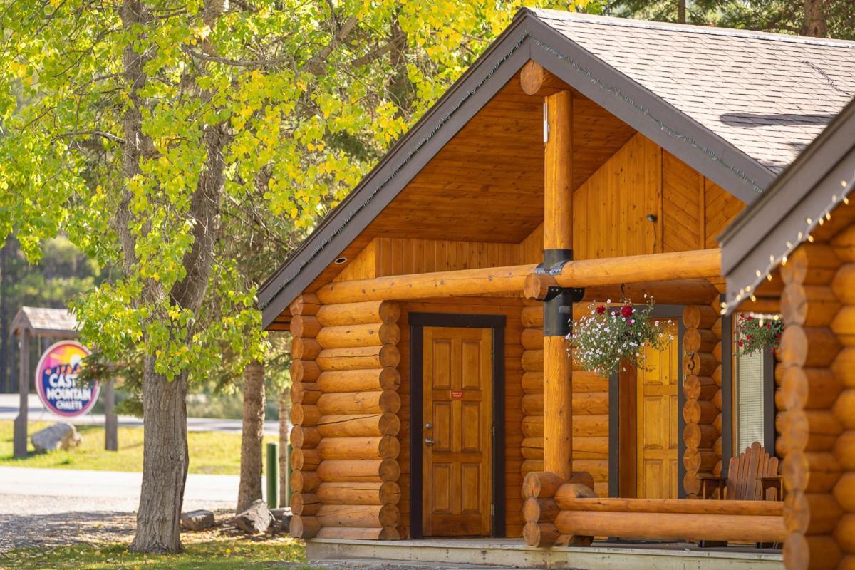 Castle Mountain Chalets Dış mekan fotoğraf